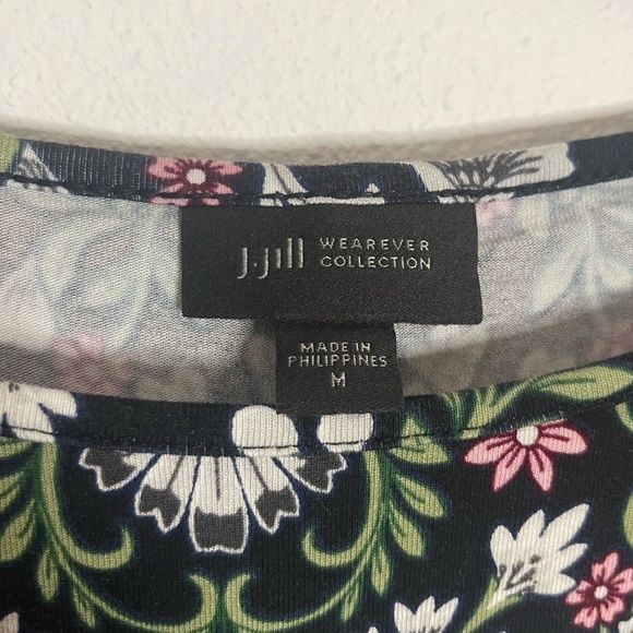 J Jill Wearever Large Floral Long Sleeve Tunic Top Basic Pleated Back - Picture 2 of 6